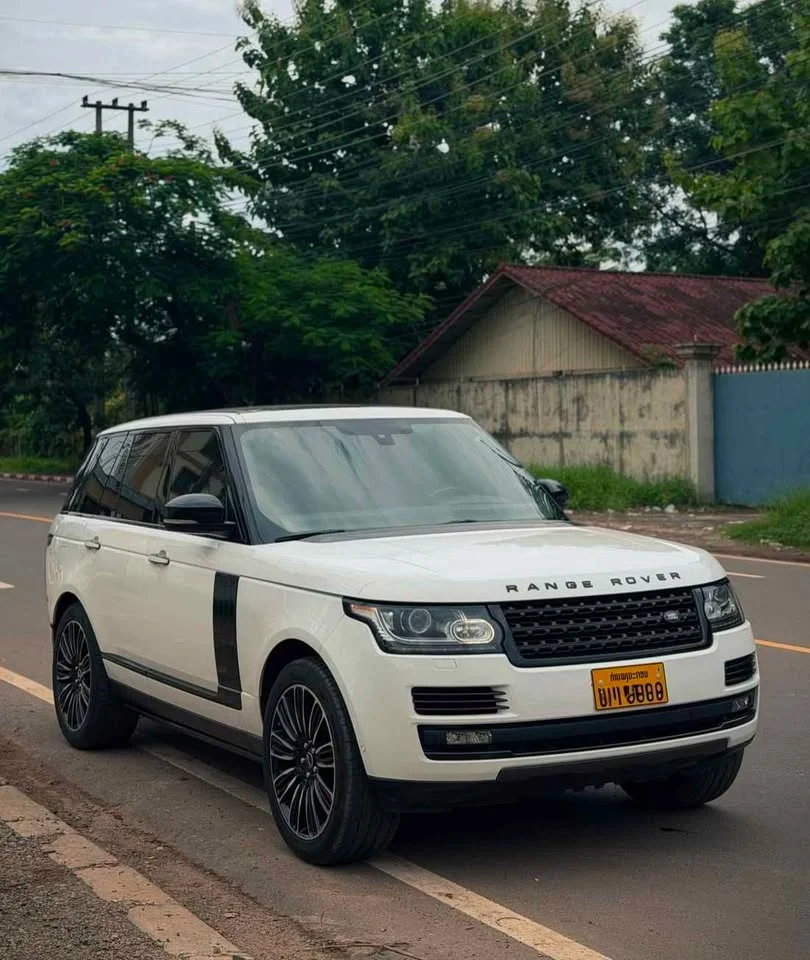 2015 Land Rover Range Rover IV 2
