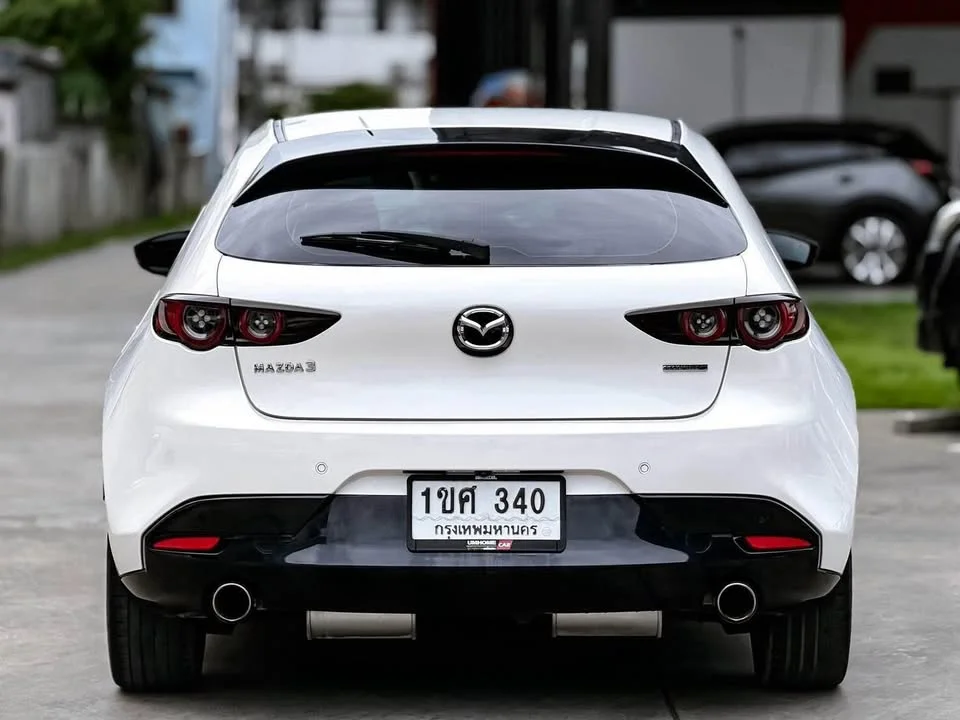 2020 Mazda 3 IV 2