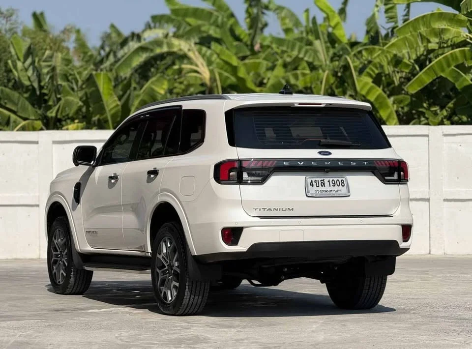 2023 Ford Everest III 3