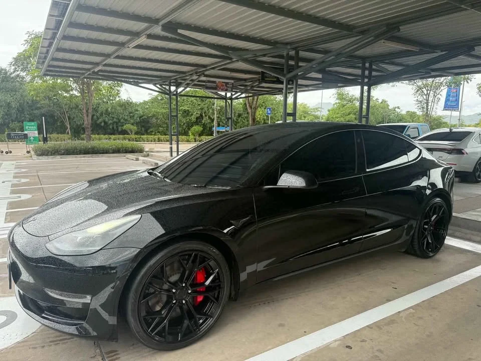 2024 Tesla Model 3 3