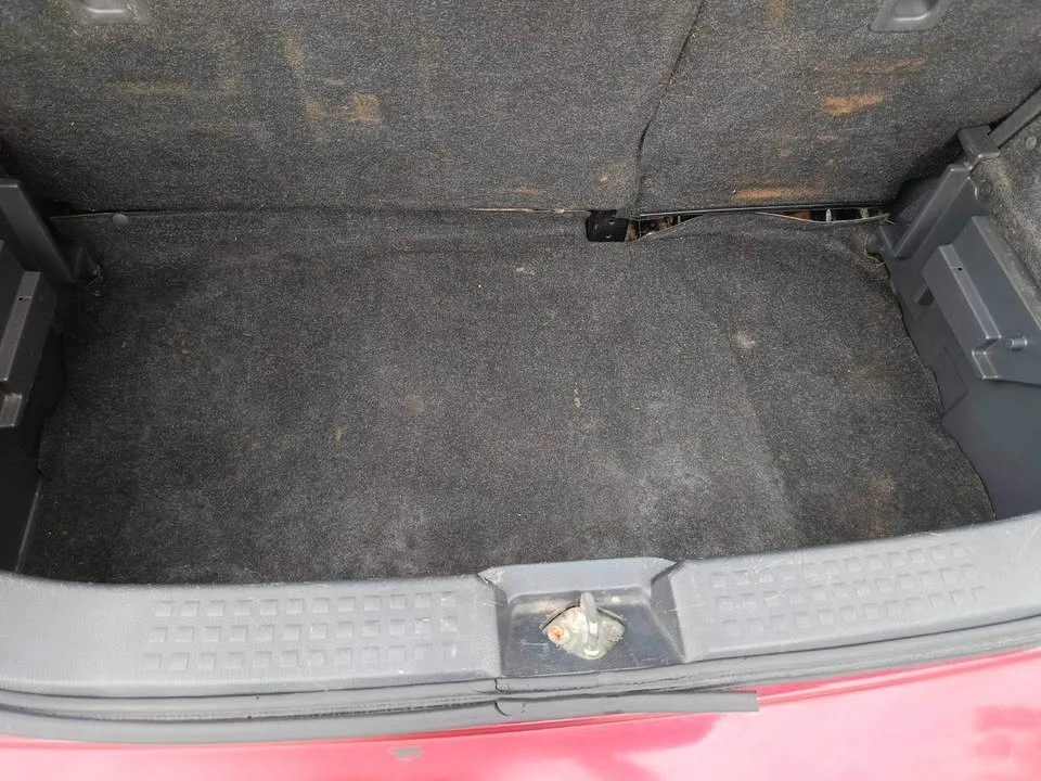 2012 Suzuki Swift I 3