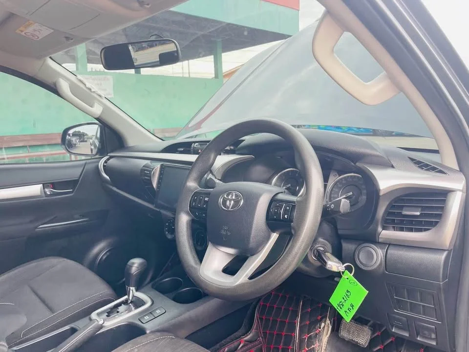 2021 Toyota Hilux VIII 3