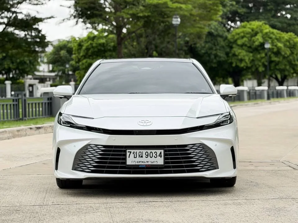 2026 Toyota Camry VIII (XV70) 2