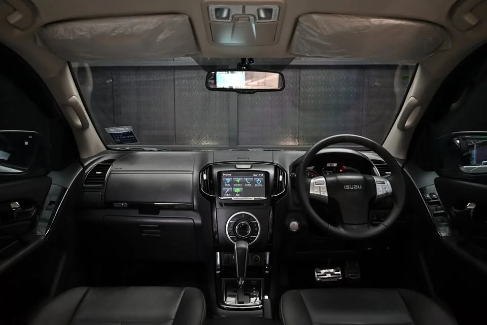 2020 Isuzu MU-X I 3