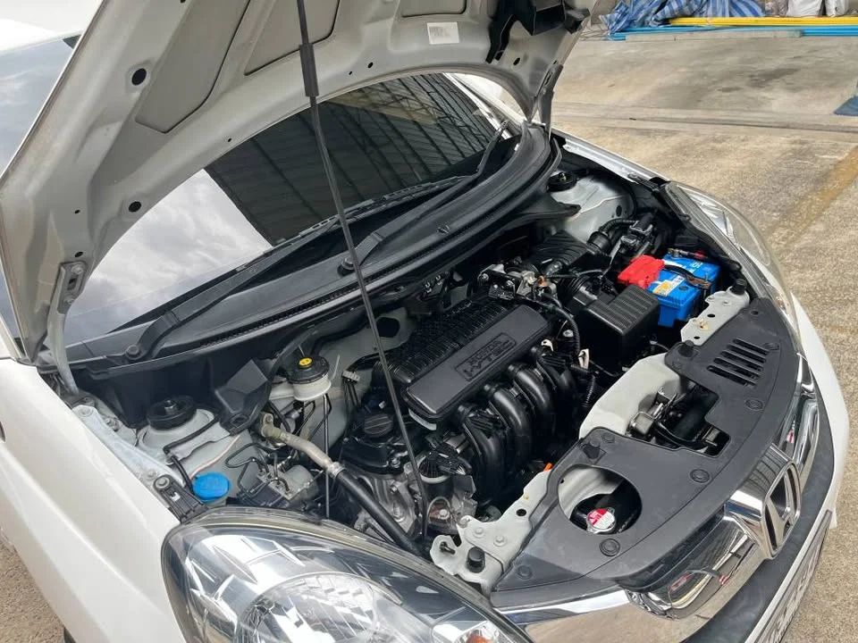 2015 Honda Mobilio II 3