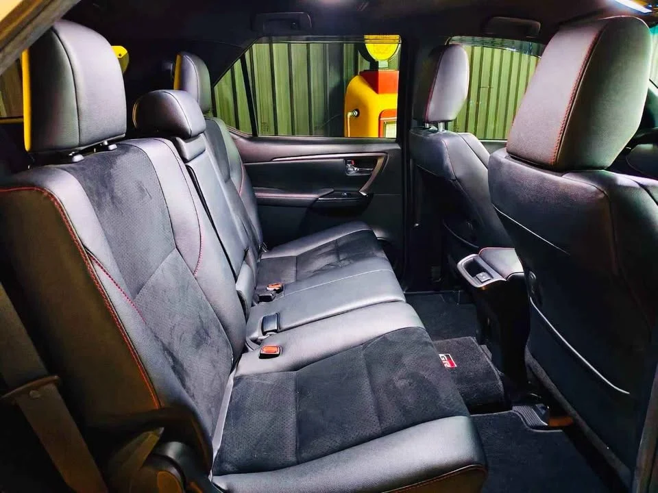 2023 Toyota Fortuner II 3