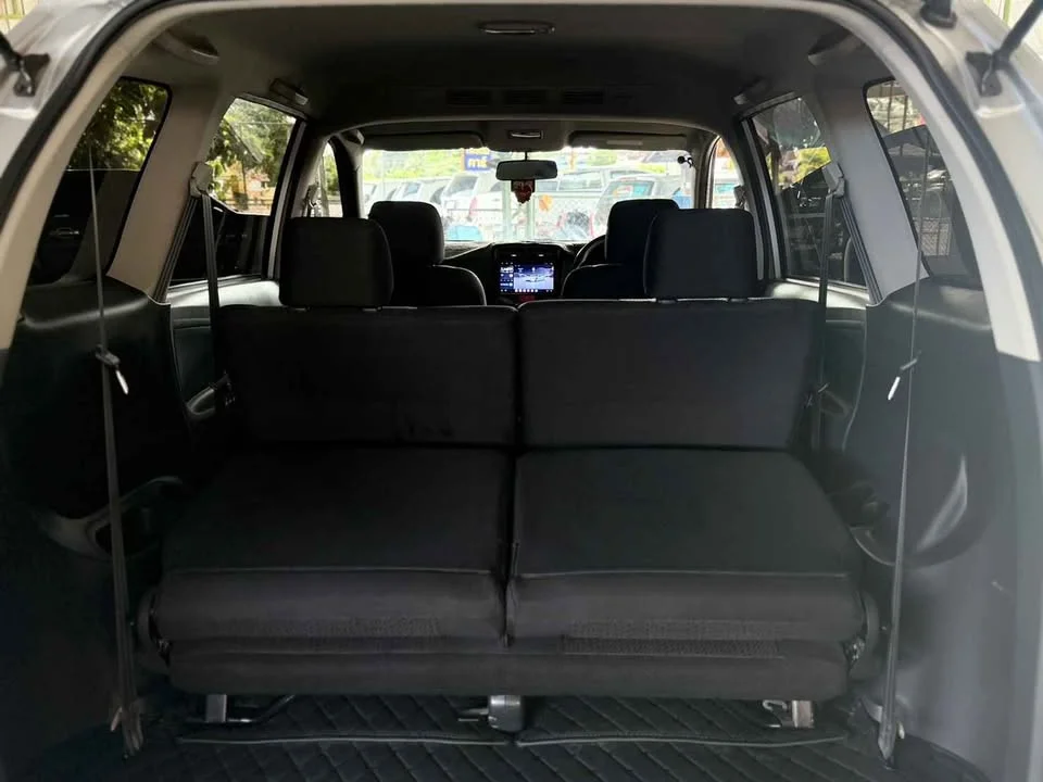 2011 Toyota Avanza II 2