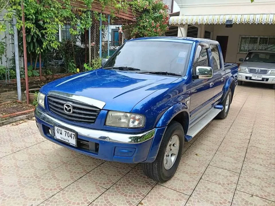 2005 Mazda 2500 Fighter V 2