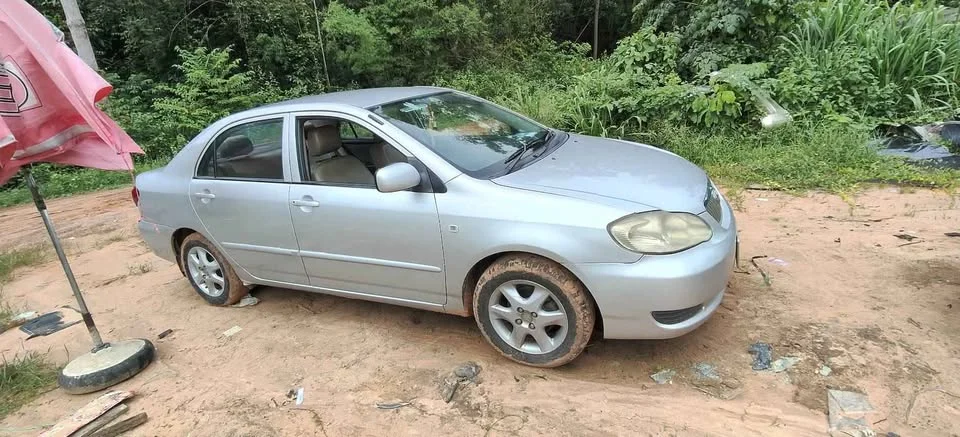 2006 Toyota Corolla Altis IX (E120) 2