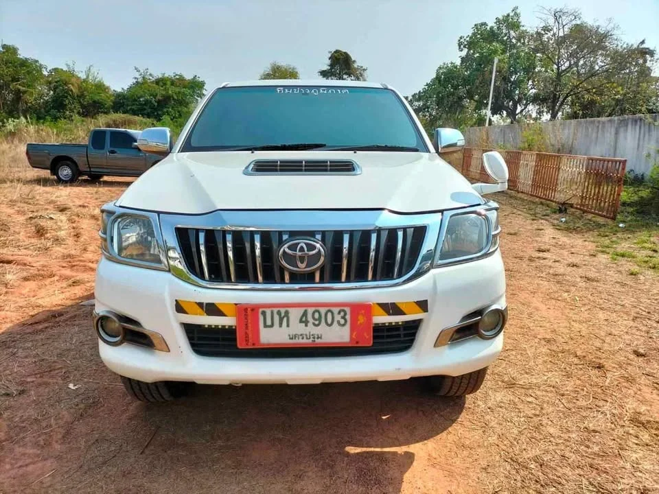 2012 Toyota Hilux VII 2