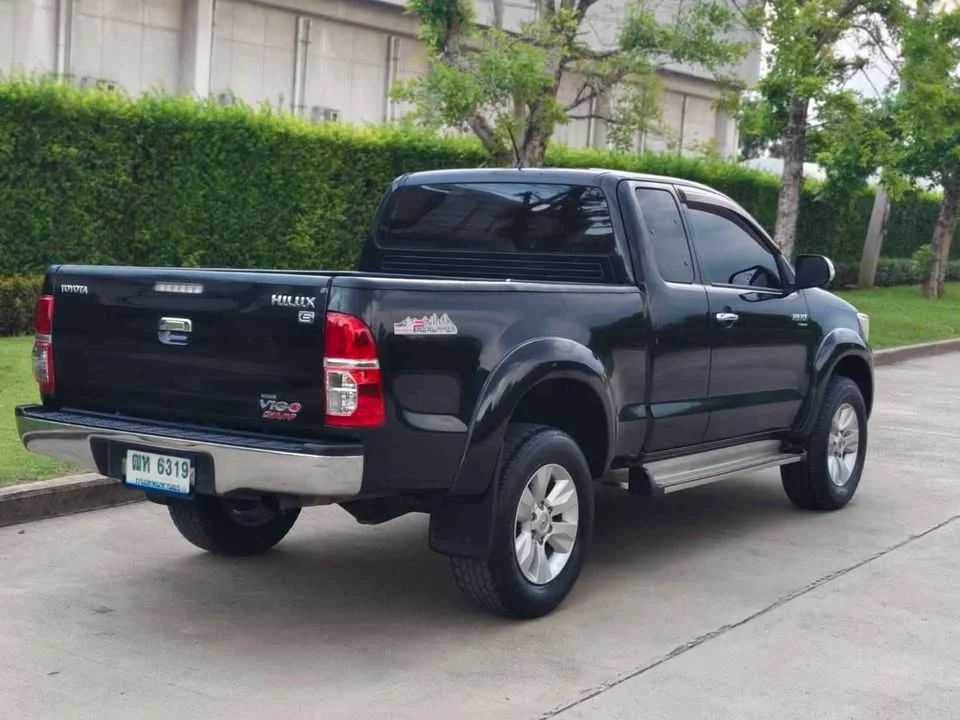 2013 Toyota Hilux VII 2