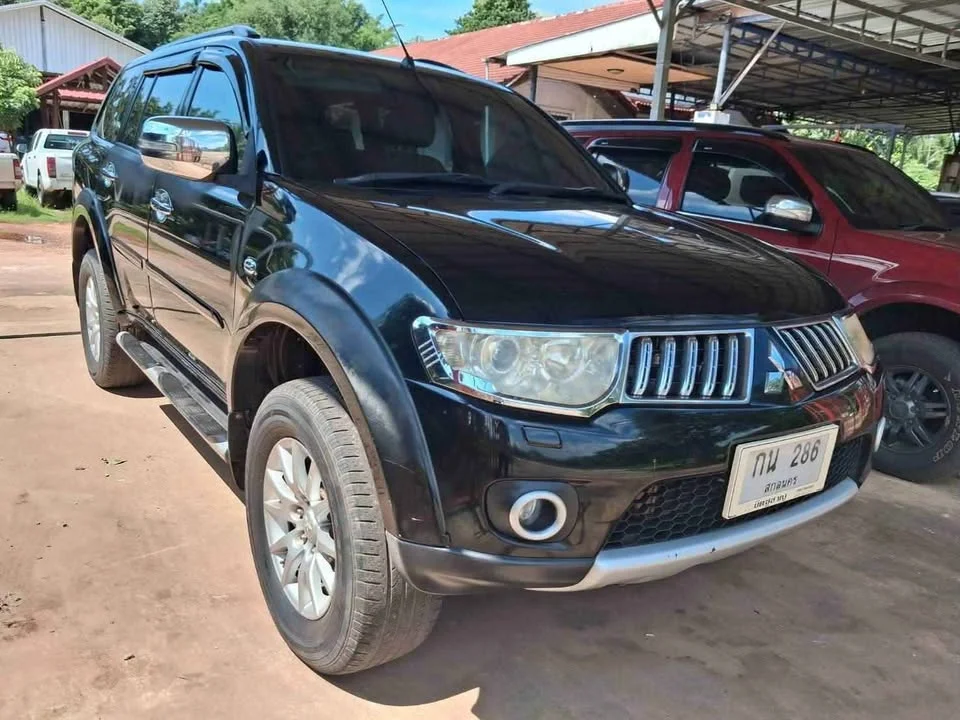 2012 Mitsubishi Pajero Sport II 3