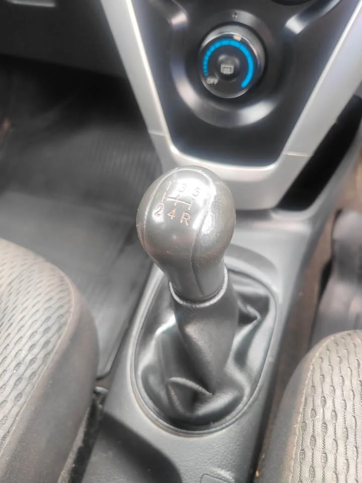 2010 Toyota Vios II 2