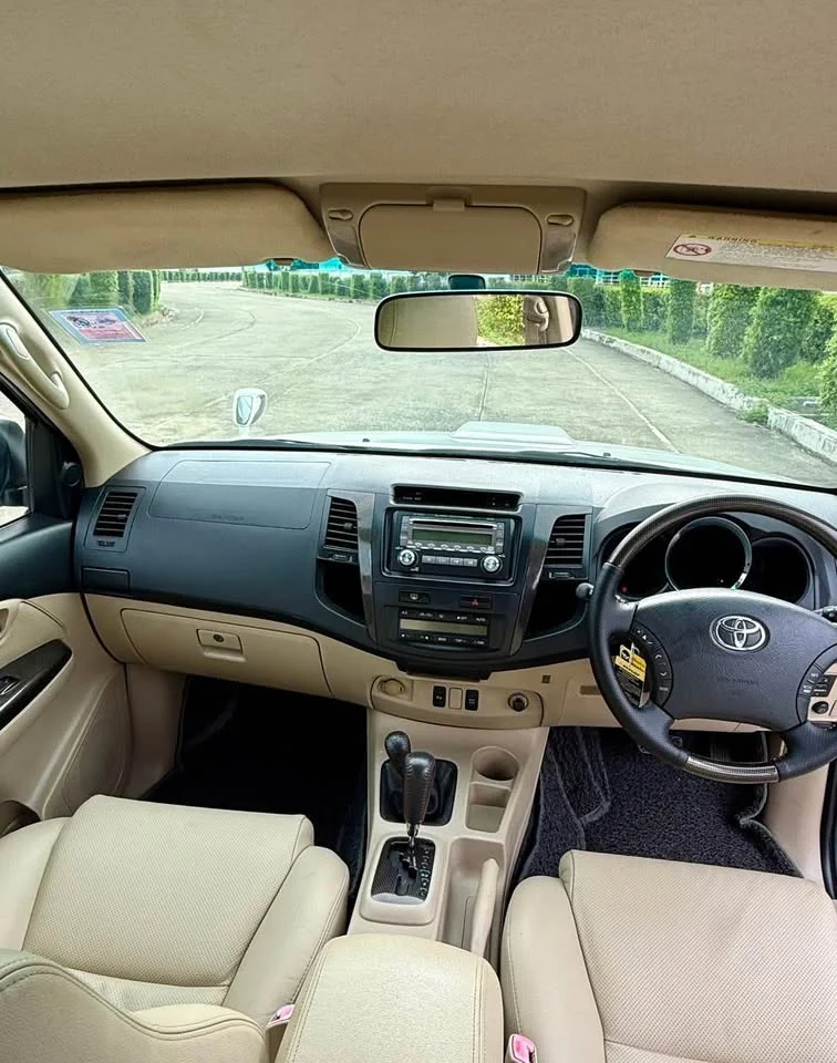 2007 Toyota Fortuner I 3