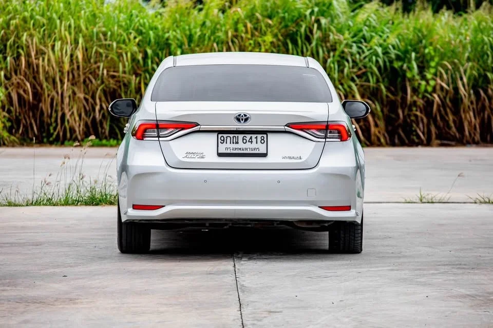 2020 Toyota Corolla Altis XII (E210) 3