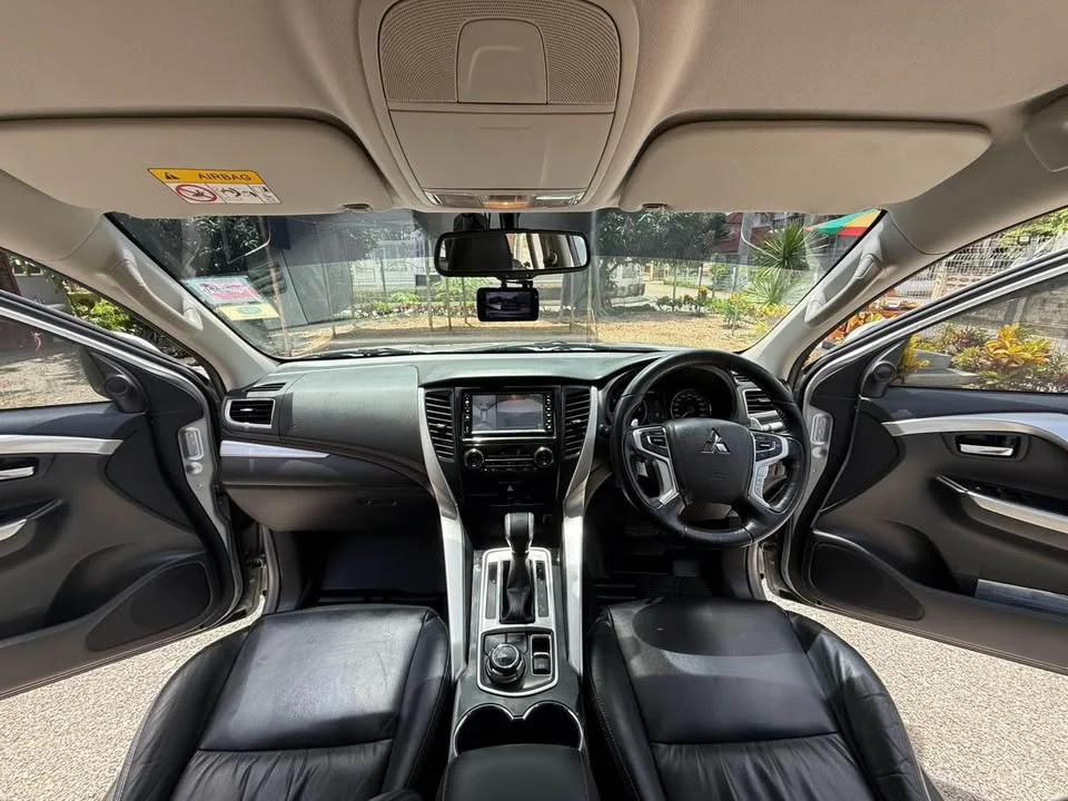 2016 Mitsubishi Pajero Sport III 3