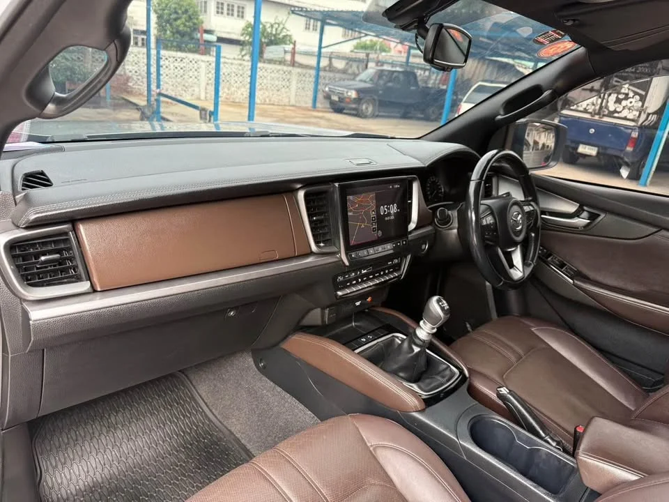 2023 Mazda BT-Series III 3