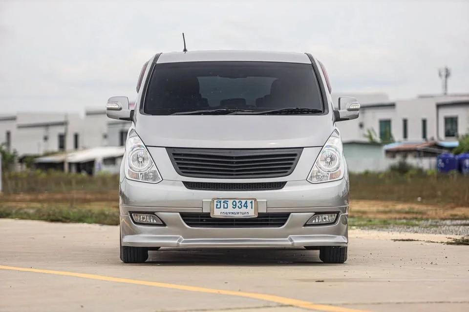 2010 Hyundai H-1 II 3