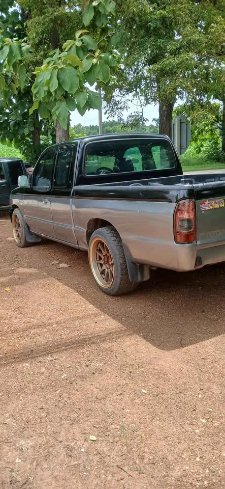 Mazda 2500 Fighter V 2