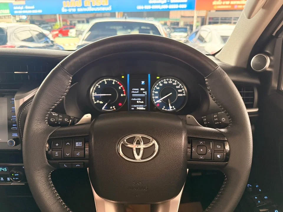 2022 Toyota Fortuner II 3