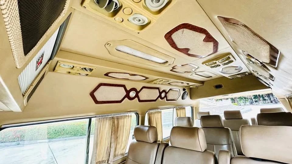 2004 Nissan Urvan V (E25) 2