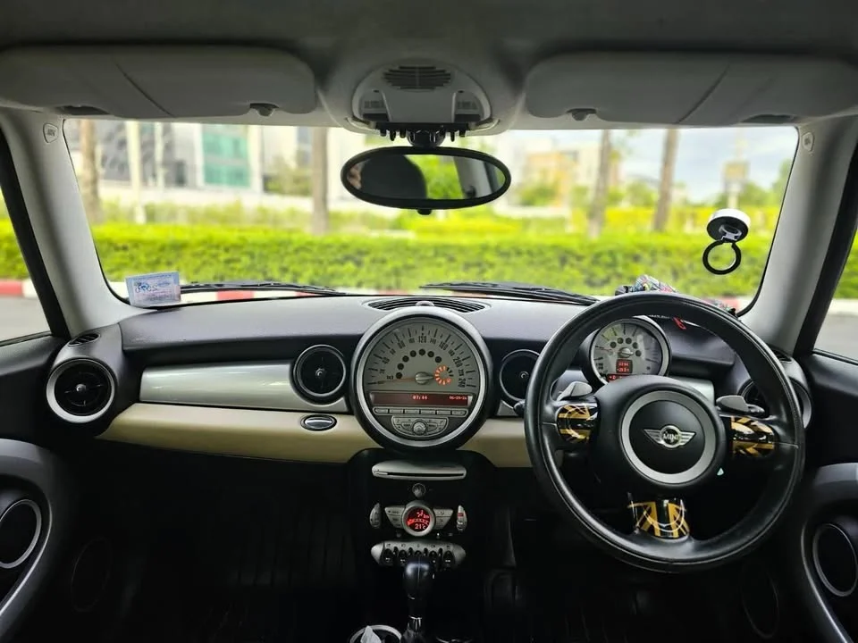 2008 Mini Hatch II 2
