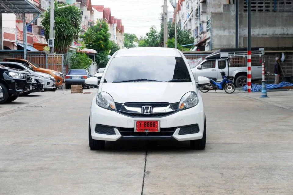 2015 Honda Mobilio II 3