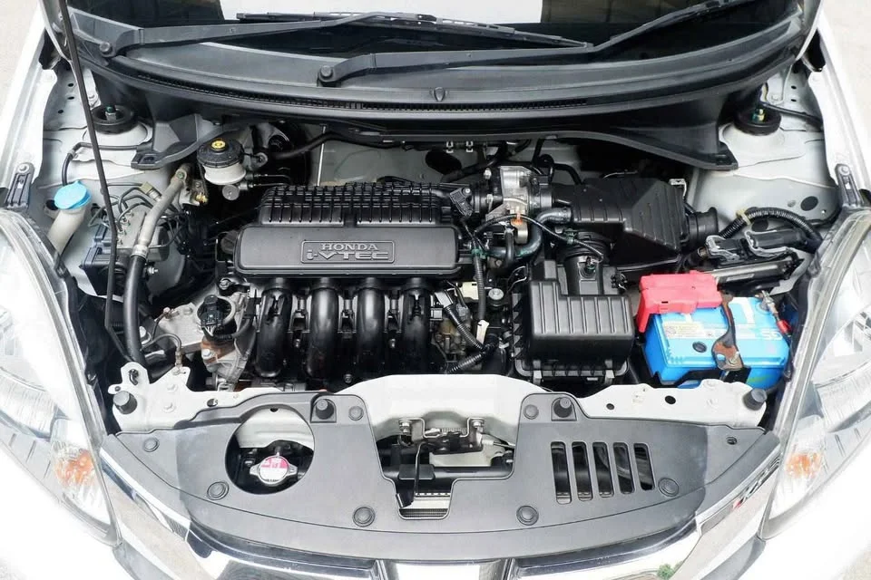 2015 Honda Mobilio II 2