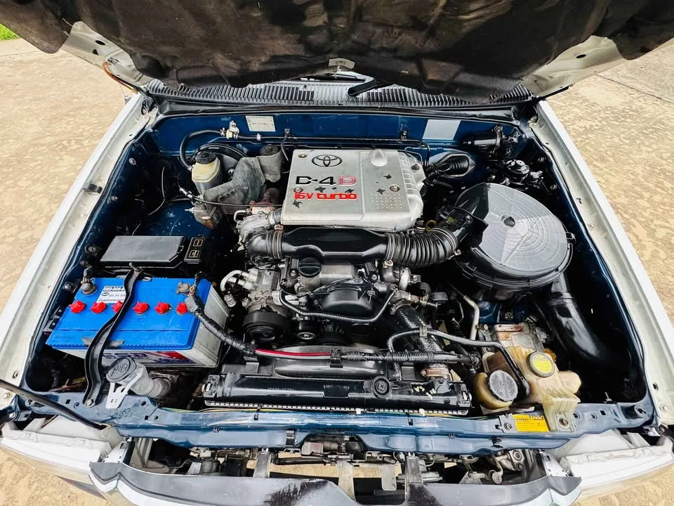 2004 Toyota Hilux Tiger VI 2