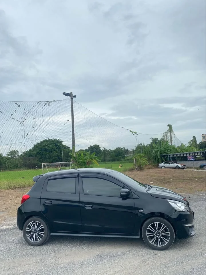 2017 Mitsubishi Mirage VI 2