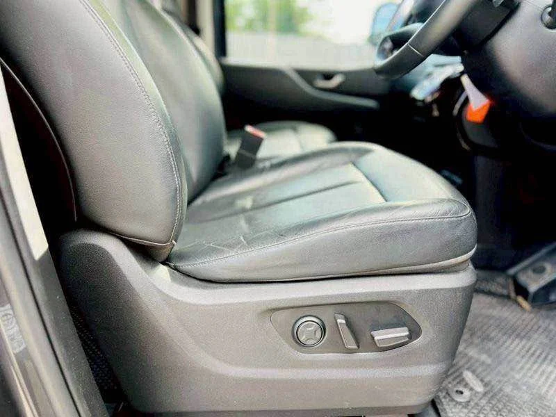 2022 Hyundai Staria US4 2