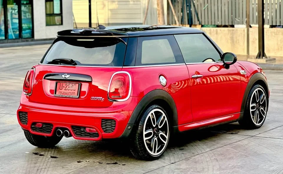 2017 Mini Hatch  III 3