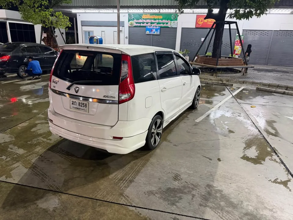 2011 Proton Exora 2