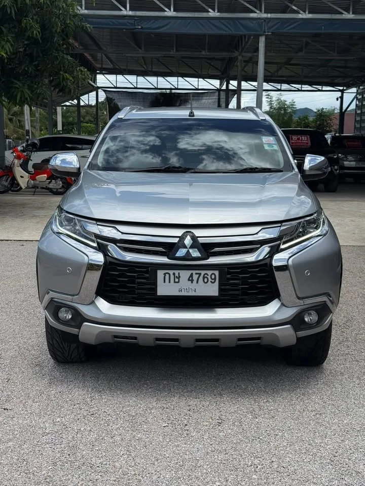 2016 Mitsubishi Pajero Sport III 2