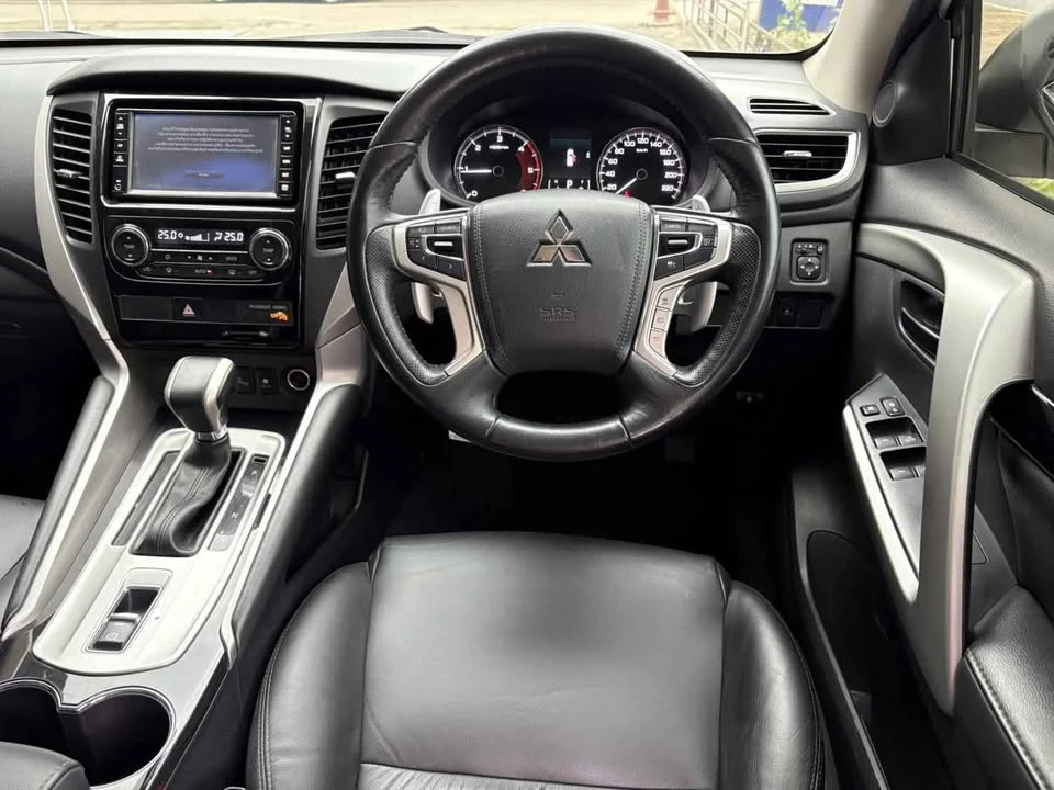 2018 Mitsubishi Pajero Sport III 2