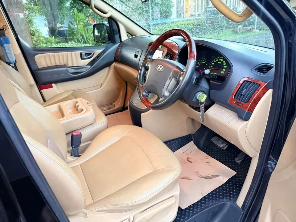 2011 Hyundai H-1 II 3
