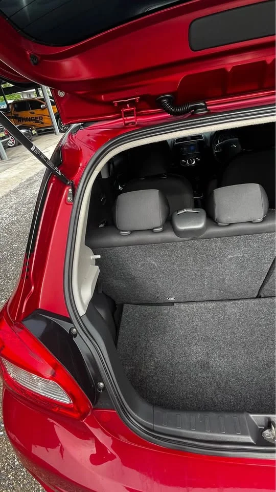 2018 Mitsubishi Mirage VI 3