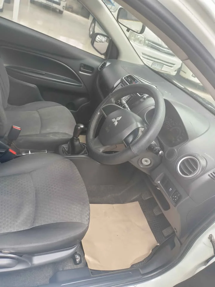 2016 Mitsubishi Mirage VI 3