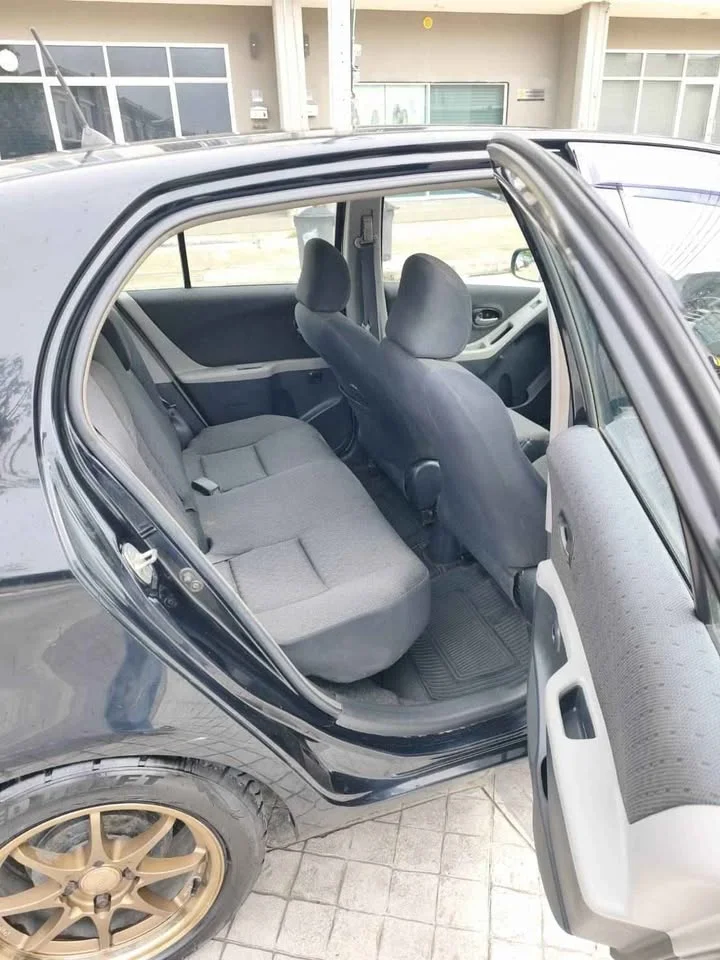 2014 Toyota Yaris II 2