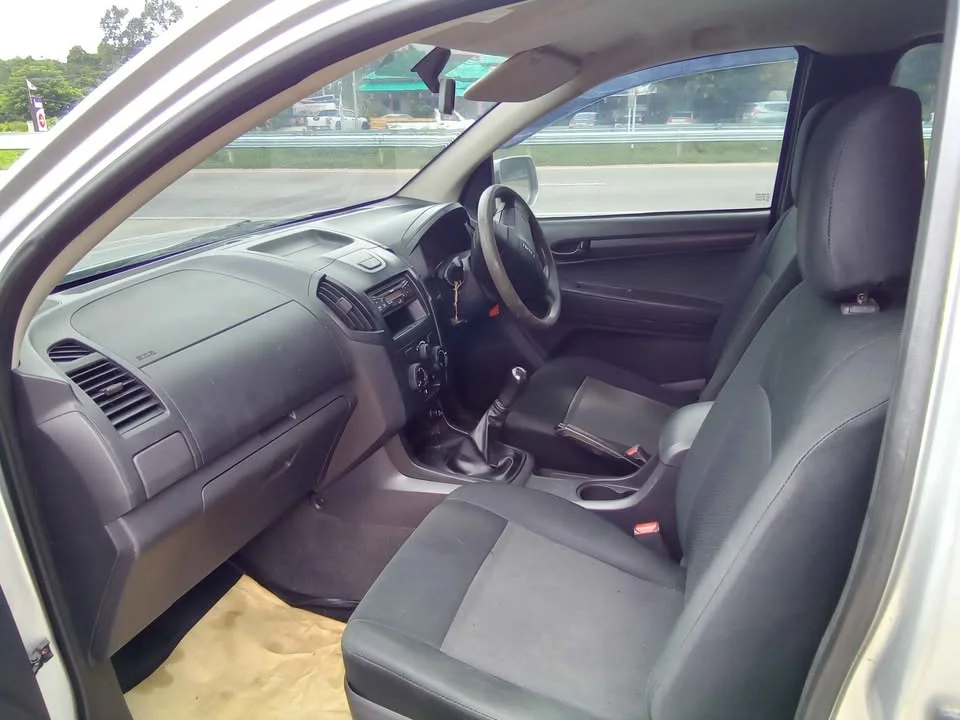 2015 Isuzu D-Max II (RT) 2