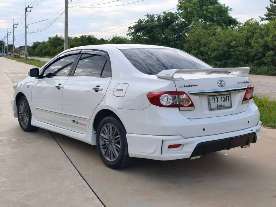 2011 Toyota Corolla Altis X (E140) 3