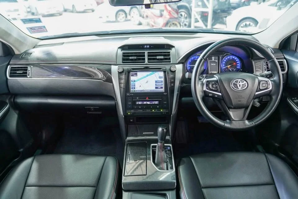 2017 Toyota Camry VII (XV50) 2
