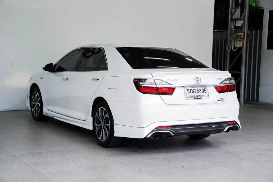 2017 Toyota Camry VII (XV50) 3