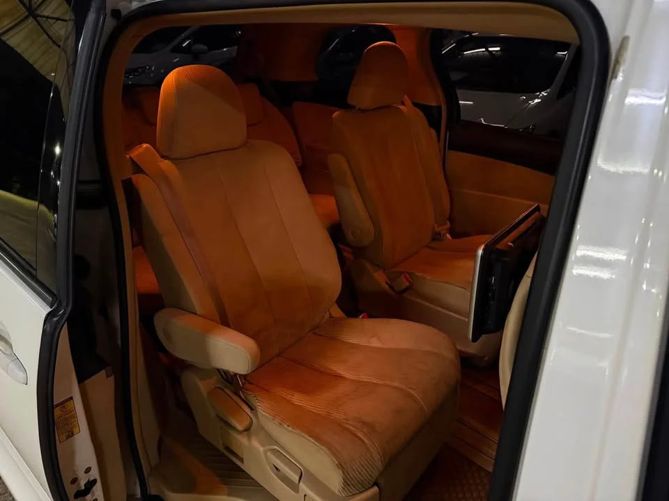 2012 Toyota Estima III 3