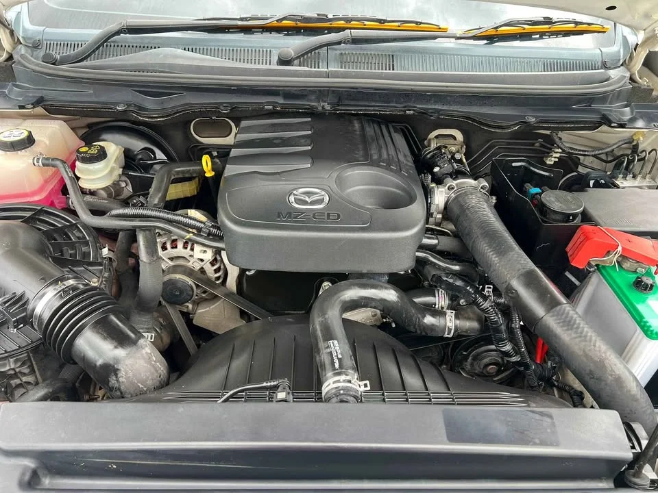 2013 Mazda BT-Series II 3