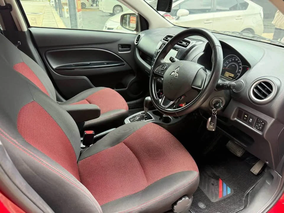 2019 Mitsubishi Mirage VI 3