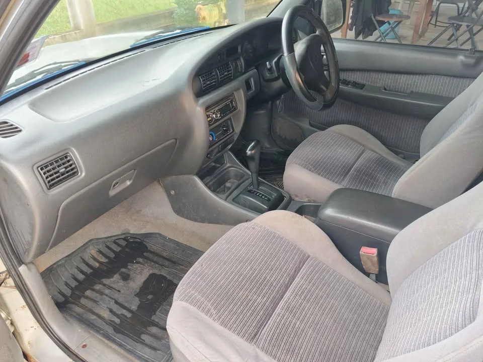 2002 Mazda 2500 Fighter V 3