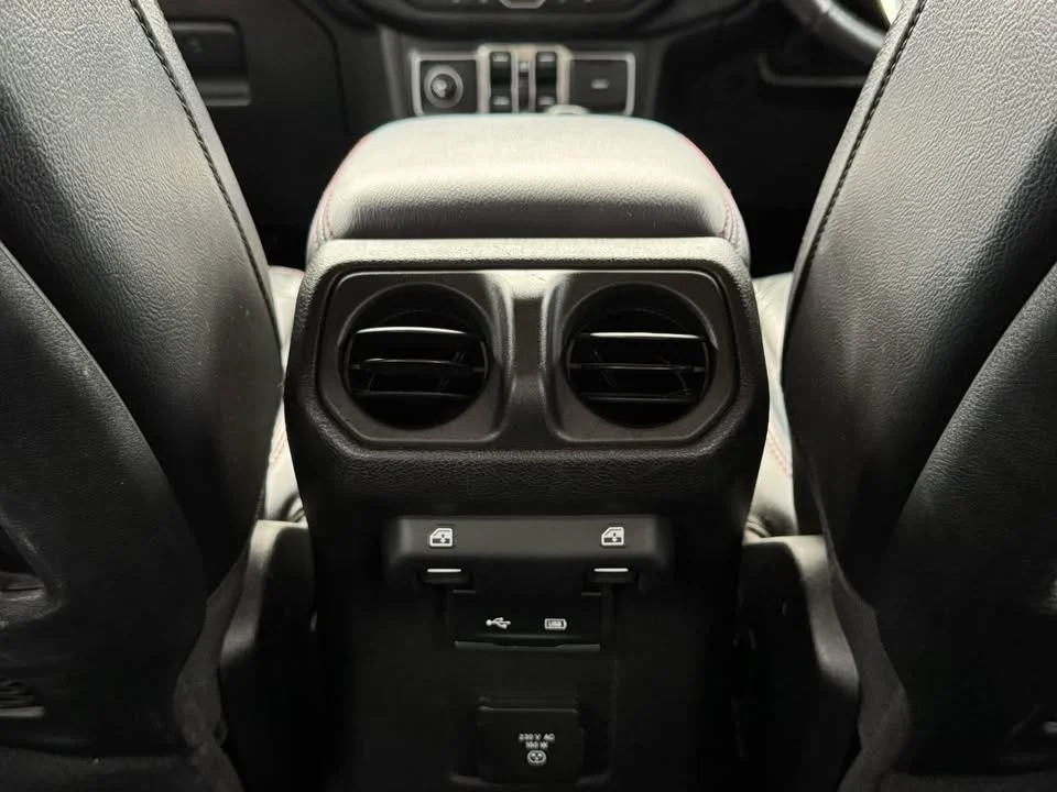 2020 Jeep Wrangler JL 2