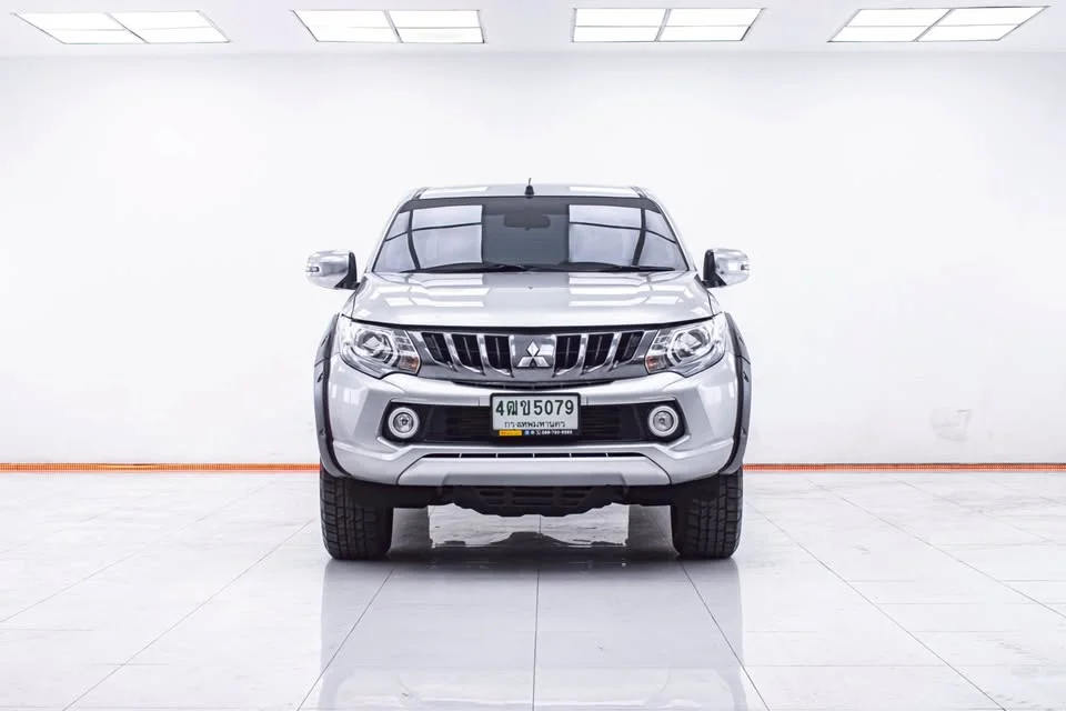 2017 Mitsubishi Triton V 2