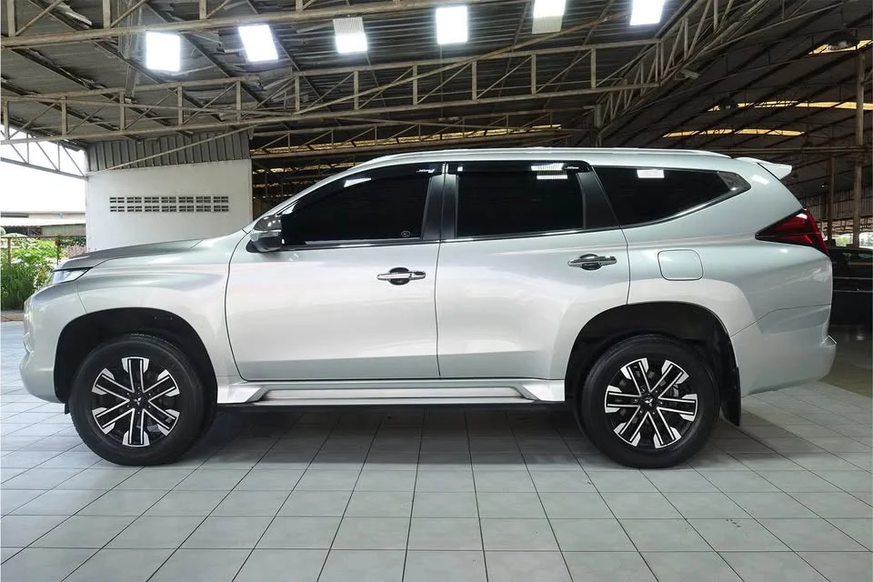 2022 Mitsubishi Pajero Sport III 2